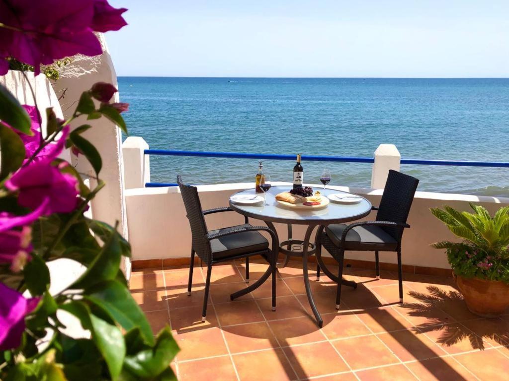 Beach Side Apartments Calahonda Sitio de Calahonda エクステリア 写真