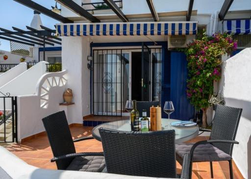 Beach Side Apartments Calahonda Sitio de Calahonda エクステリア 写真