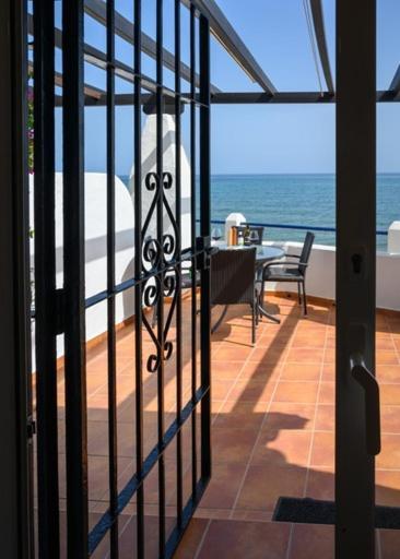 Beach Side Apartments Calahonda Sitio de Calahonda エクステリア 写真